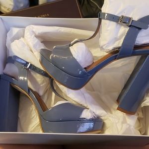 Steve Madden Sandles